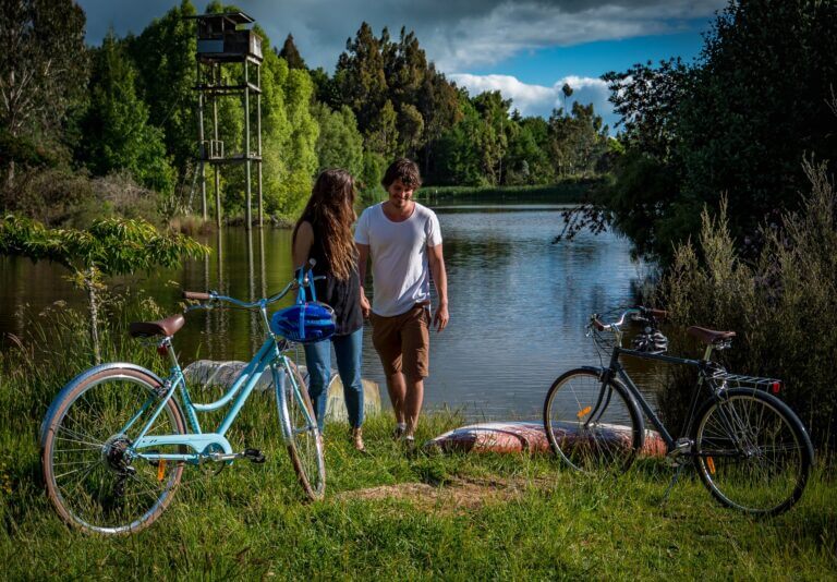 Couple at Mangahuia Wetlands ManawatuNZ.co .nz  1