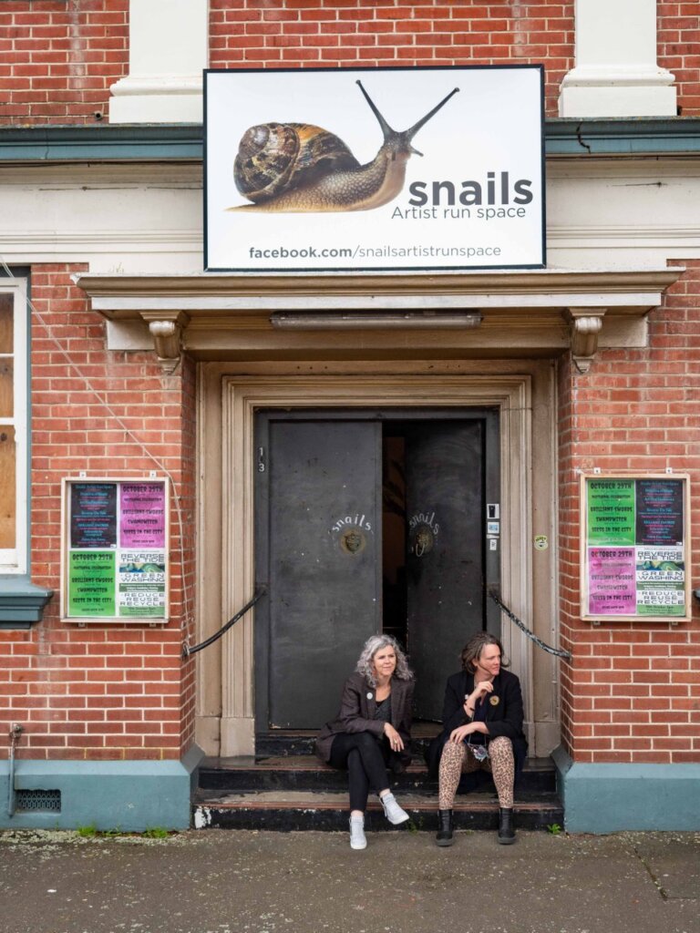 Manawatū Snails, Palmerston North Palmy Proud medium
