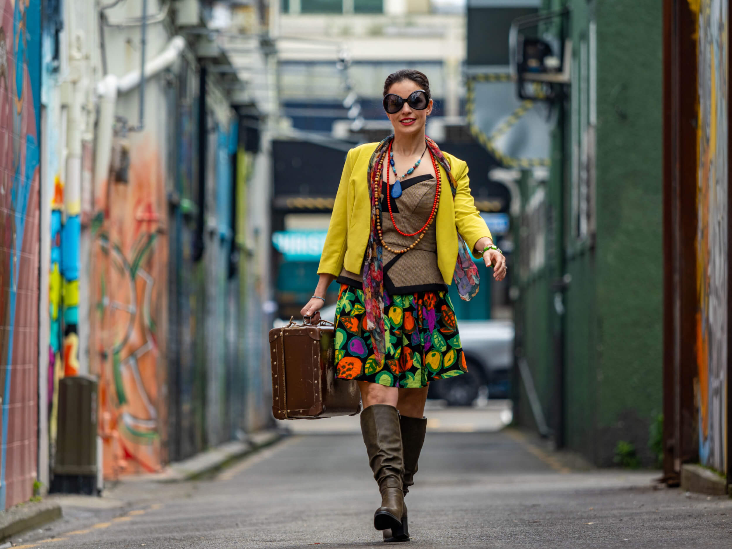 Op shop P1016192 2025