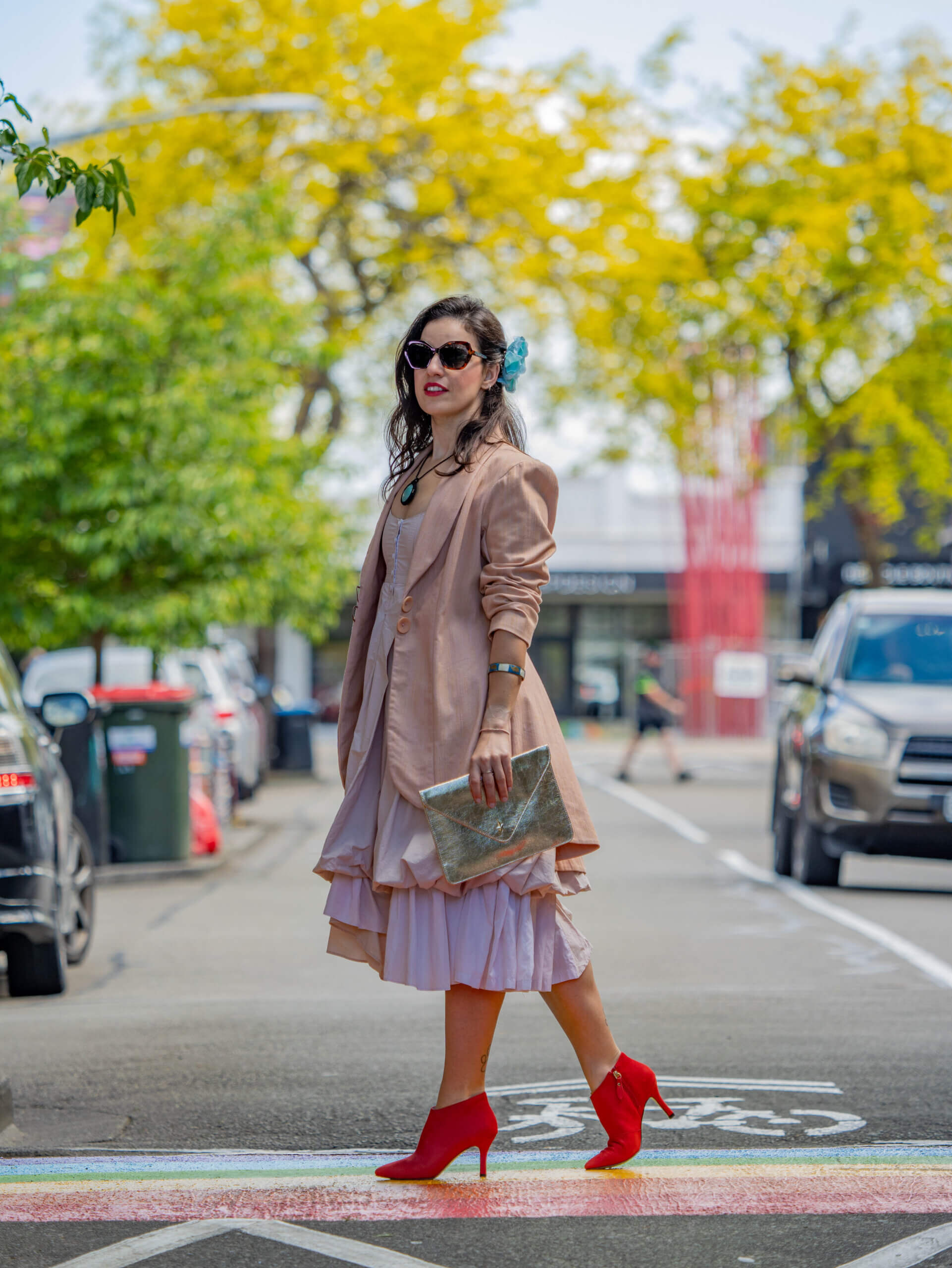 Op shop P1028139 2025